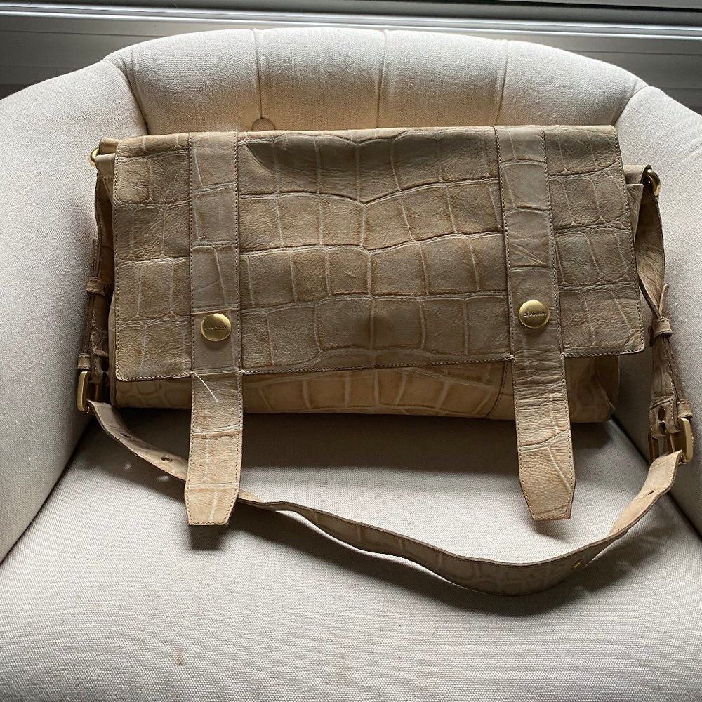 RARE Brahmin light tan embossed leather messenger